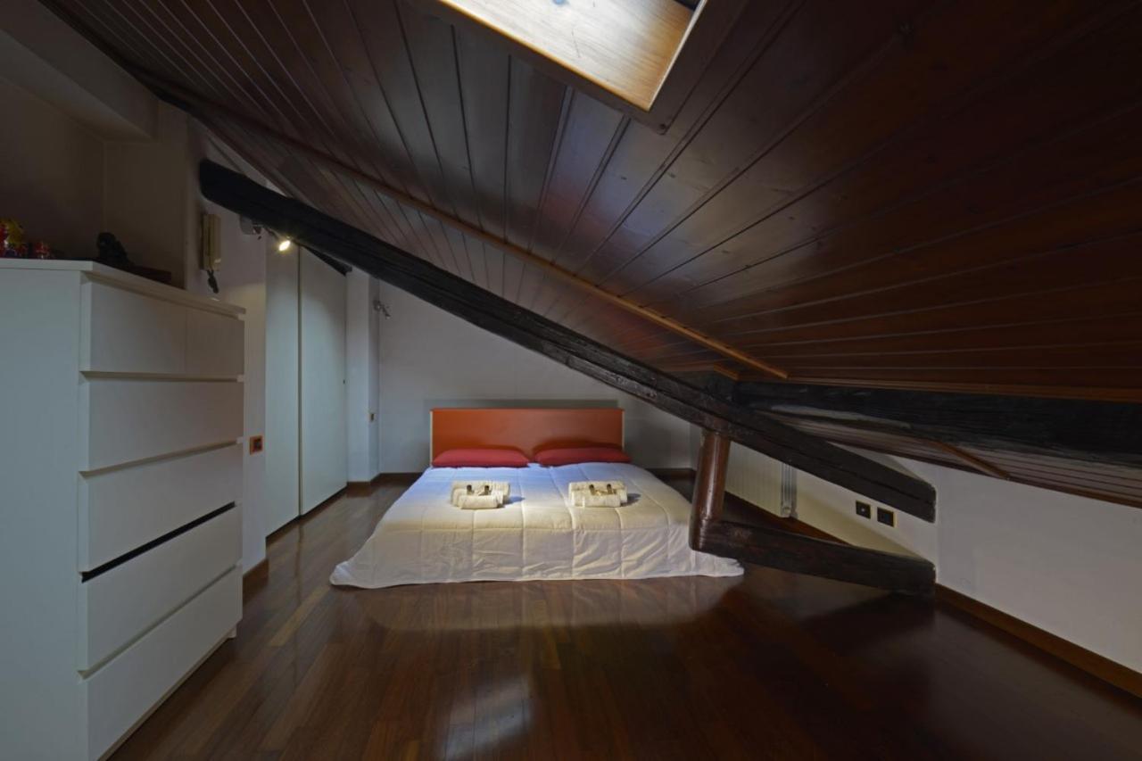 Apartmán Cenisio - Corso Sempione Accogliente Mansarda Di Design Milán Exteriér fotografie